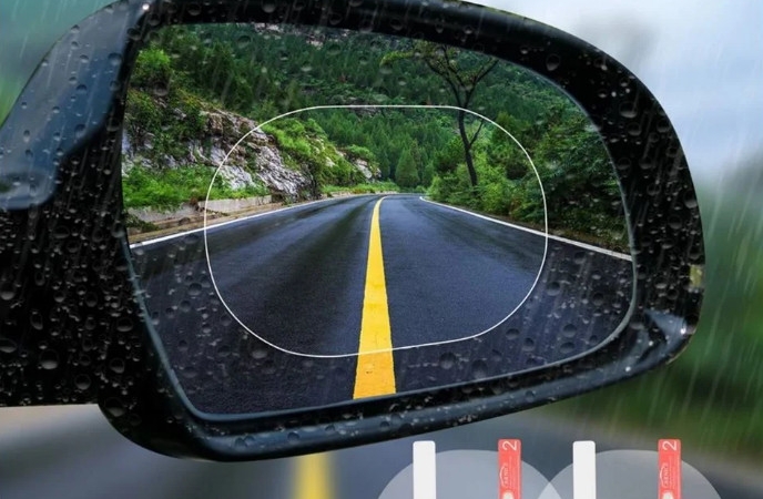 Cách chống đọng nước gương hậu ô tô: Bí quyết an toàn khi lái xe dưới trời mưa